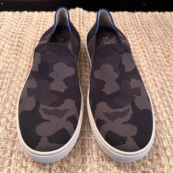 Rothy’s The Original Slip On Comfort Sneaker Women Size 6.5 Gray & Black Camo - Picture 3 of 9